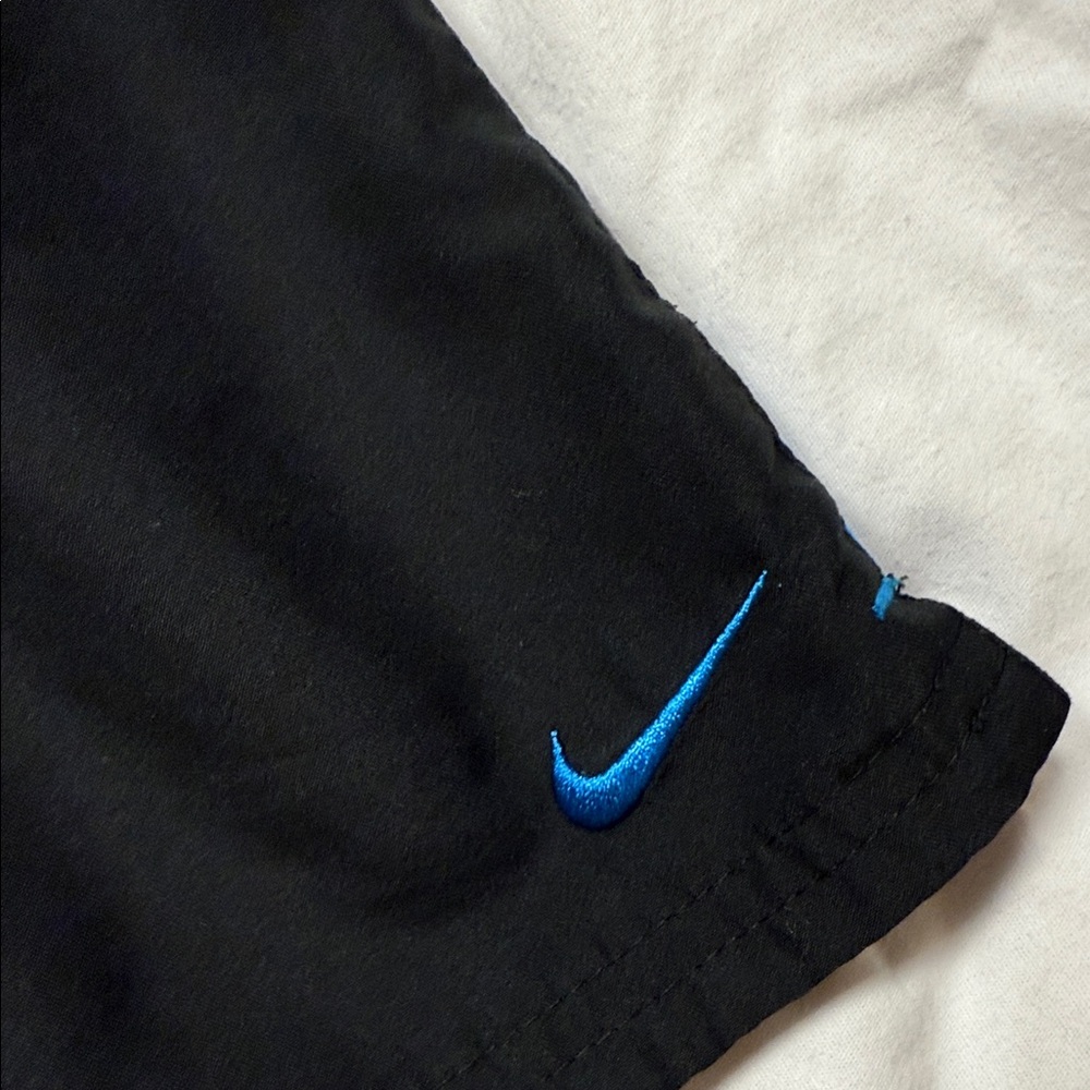 Nike Men's Black and Blue Athletic Shorts swim trunks XLT pockets, elastic waste - Picture 2 of 8